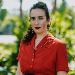 Meet your Posher, Lara